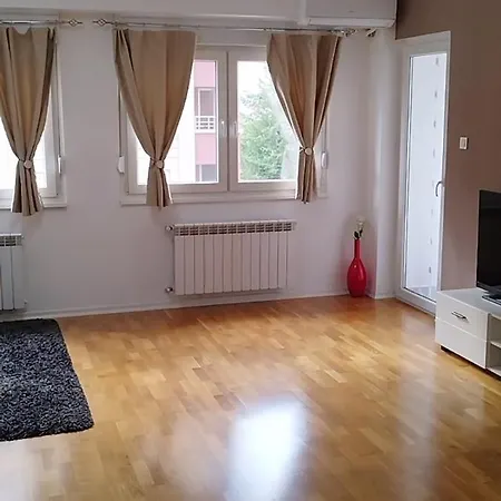 Apartment Equilibrium - Free Underground Parking Skopje