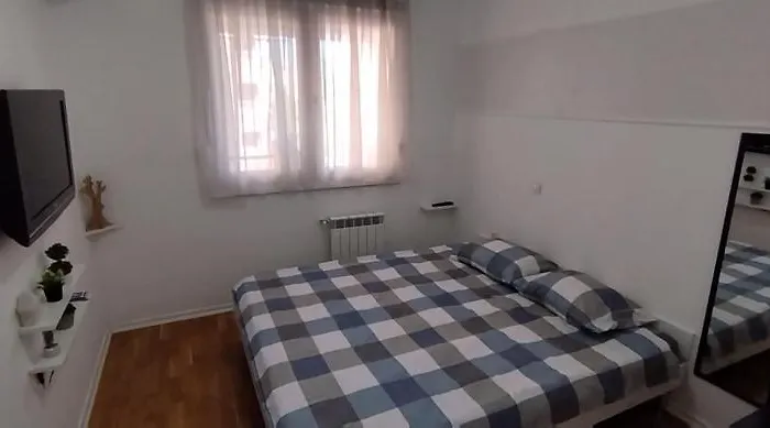 Equilibrium - Free Underground Parking